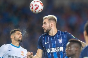 kaiyun-关于武汉三镇内部会议纪要流出：集结日队长鼓劲，欧超杯使命明确，身体对抗强度拉满的信息